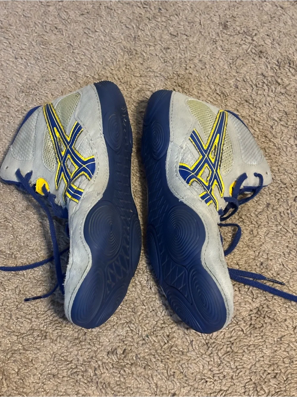 ASICS Snapdown Wrestling Shoes in Gray and Blue